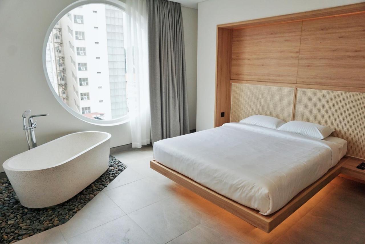 Meander Saigon 2* Хошимин