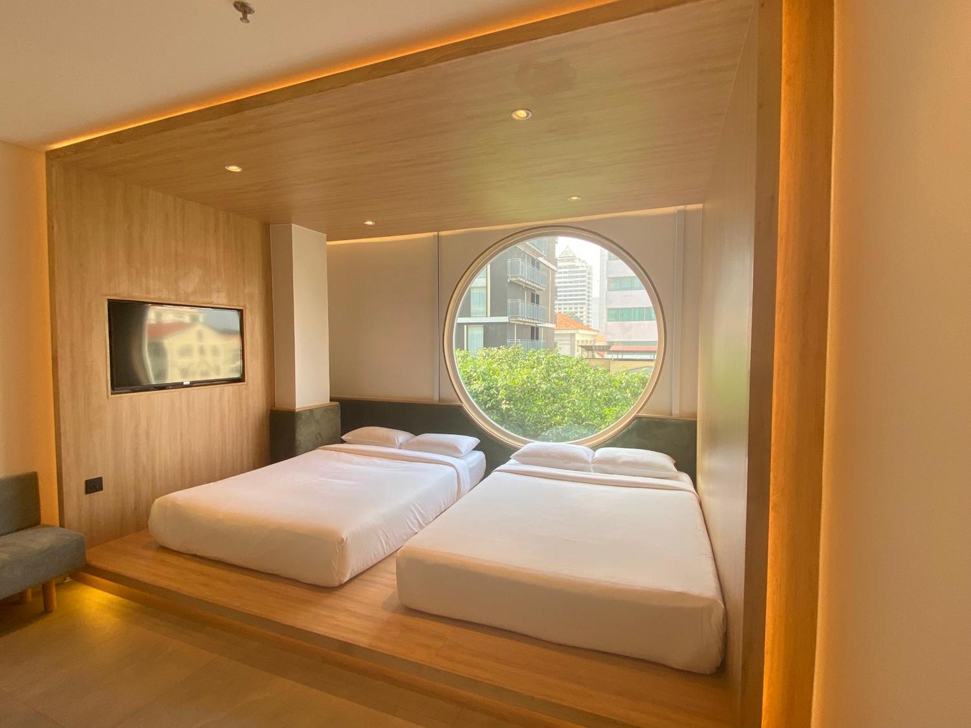 Meander Saigon Hotel 2*